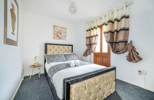 Chapeltown House | *C.sani* Setup for your most relaxed & amazing stay + Free Parking + Free Fast WiFi *