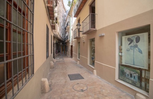 Centro Apartment | C91 · Two Bedroom apartment next to Alcazaba