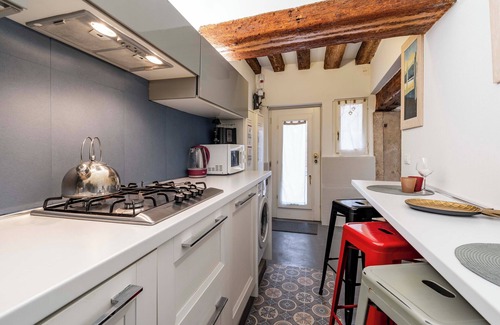 Santa Croce Apartment | Ca' Nova II by Wonderful Italy