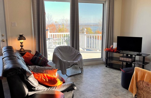 St-Francois-de-l'Ile-d'Orleans House | Head to Île d'Orléans