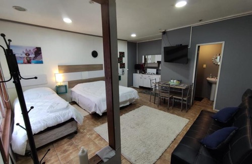 Punta Arenas Apartment | Cabaña de John Wine