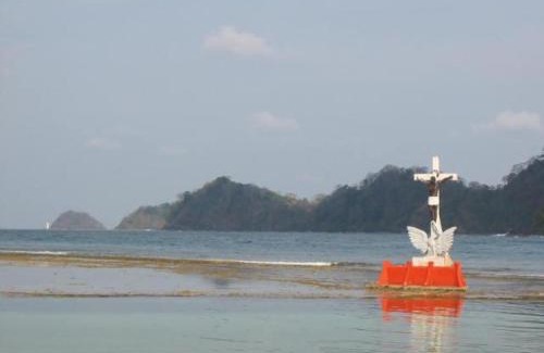 Isla Grande House | Cabaña La Punta