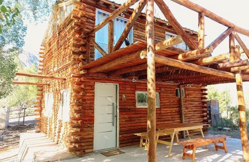Potrerillos House | Cabaña Las Flores