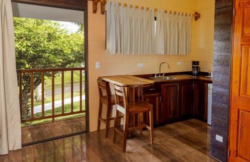 San Vito Bed & Breakfast | Cabañas Bambú