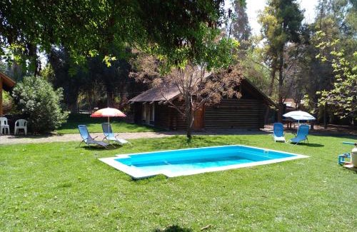 Batuco Ski Chalet | Cabañas Rústicas