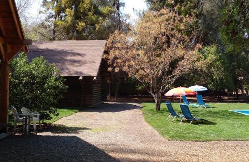 Batuco Ski Chalet | Cabañas Rústicas