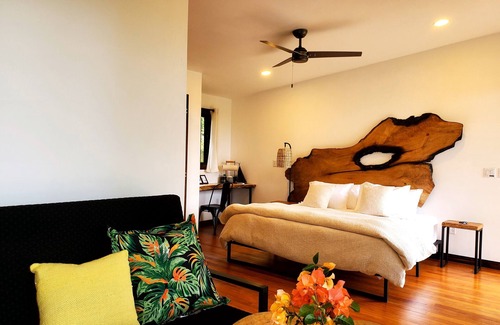 San Ignacio Cabin | Cabana 2 -Modern amenities cabin, on the banks of the Belize River