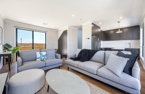 McLaren Vale Villa | Cabernet Sauvignon Villan