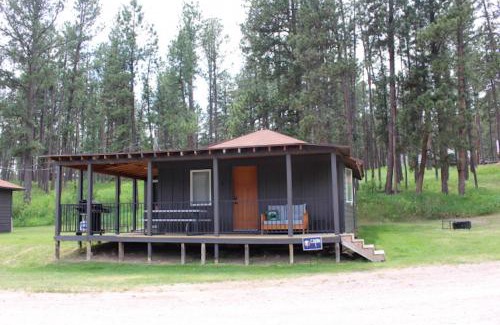 Rapid City Resort | Cabin 1 at Horse Creek Resort