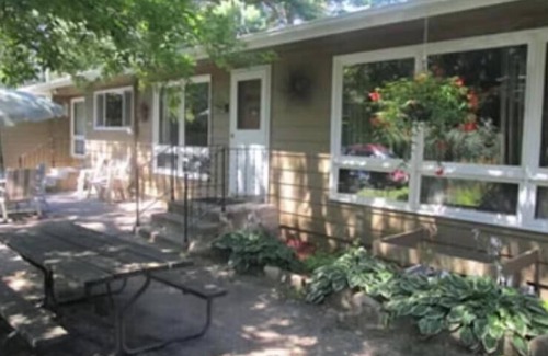 Pine River Apartment | Cabin 13 at Heath's Resort