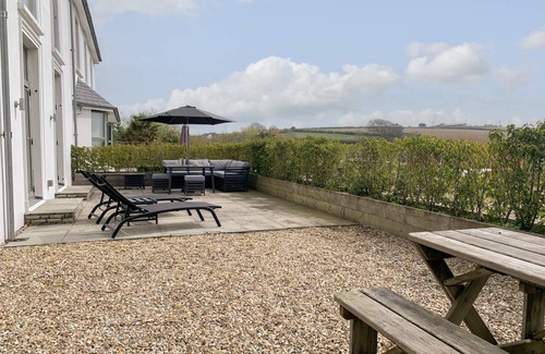 Bugford Cottage | Cabin ∙ 2 bedrooms ∙ 4 guests
