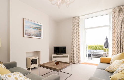 Bugford Cottage | Cabin ∙ 2 bedrooms ∙ 4 guests