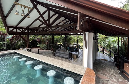 Palma Cabin | Cabin in La Fortuna with Jacuzzi and Pool