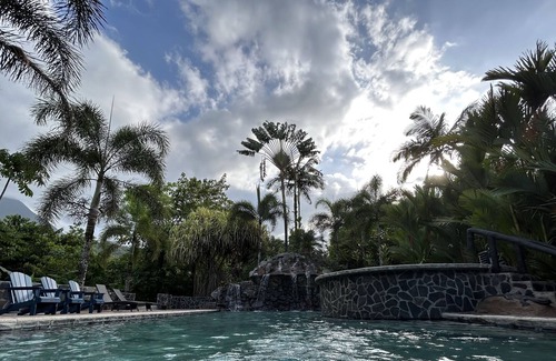 Palma Cabin | Cabin in La Fortuna with Jacuzzi and Pool