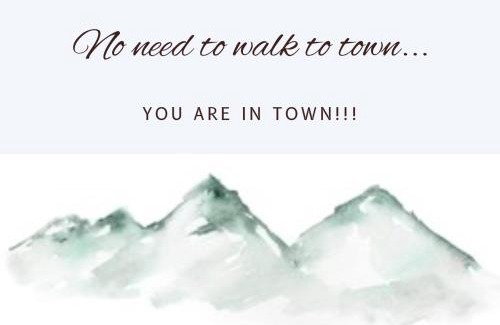 Big Sky Apartment | Cabin in the Heart of Town - Big Sky