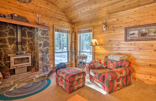 Truckee House | Cabin Less Than 2 Mi to Tahoe Donner Downhill Ski Resort