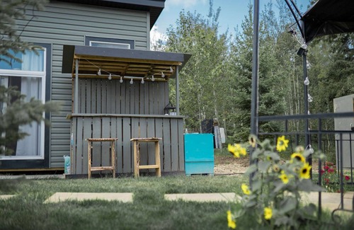 Division No. 11 Cabin | Cabin mins to Edmonton, St Albert. Pet friendly! Monthly winter rates available