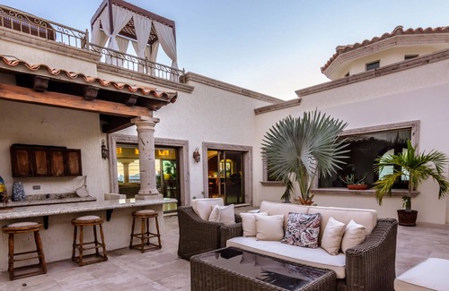 Cabo Bello House | Cabo Hacienda w/Private Pool & Rooftop Terrace!