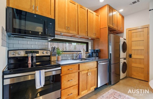 Montopolis House | Caddie St #A xxxxxxx