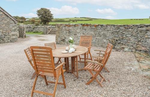 Cemaes Bay House | Caerdegog Ganol