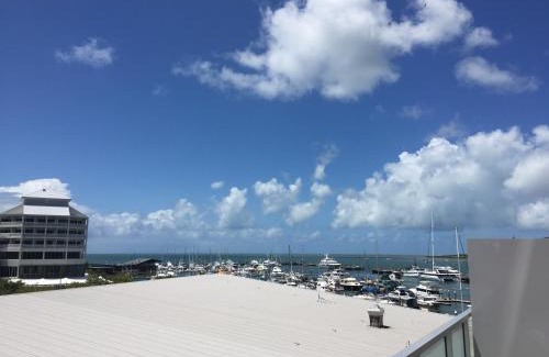 Cairns Central Business District Apartment | Cairns Private Apartments