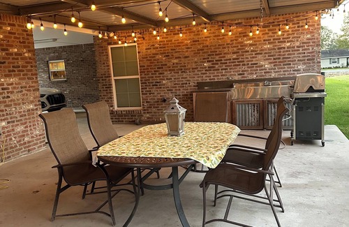 Gonzales House | Cajun Country Escape