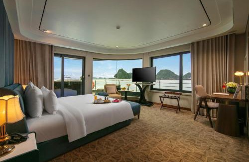 Bai Chay Boat Rental | Calista Cruise - A Ha Long Bay Spectacle