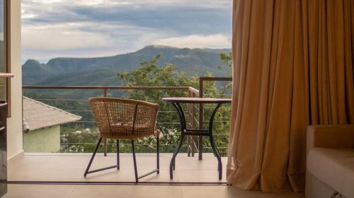 Alto Paraiso de Goias Cabin | Calliandra Suítes Minimalistas