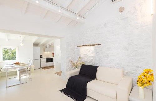 Pythagorion House | Calma Bianca