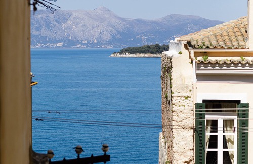 Old Town Apartment | Calypso Apartment by Konnect, Corfu Old Town