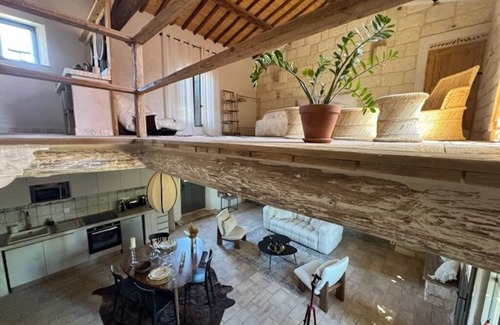 Gallician Other | Camargue, authentic and refined charm