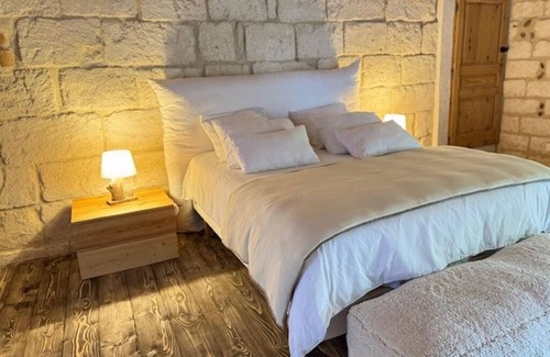 Gallician Other | Camargue, authentic and refined charm