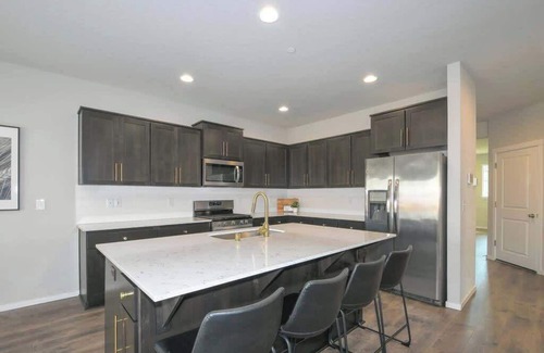 Carver House | Camas Family Home - Private Hot Tub & Pool Access