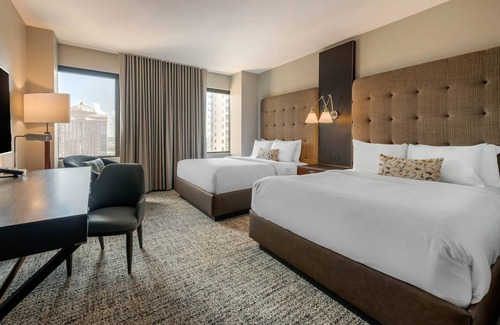 Downtown Houston Hotel | Cambria Hotel Houston Downtown Convention Center