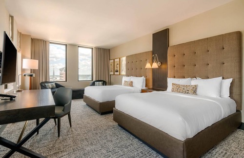 Downtown Houston Hotel | Cambria Hotel Houston Downtown Convention Center
