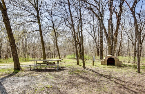 Mirabile Apartment | Cameron Nature Retreat: Hike, Bike & More!