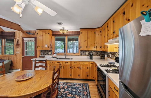 Rangeley Plantation House | Camp Firefly - Adorable Cottage on Mooselookmeguntic Lake with sandy walk in