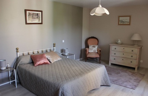 Lumiere Other | Campaign Mélan seventeenth family farmhouse, charm and comfort in the vineyards