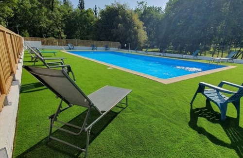 Le Change House | Camping 3 étoiles - Piscine - eeeghg
