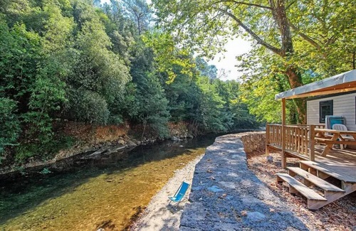 La Colle-sur-Loup House | Camping Au Vallon Rouge * - Mobile home Cosy TV Clim 3 Rooms 4 persons