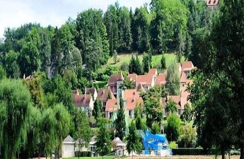 Figeac House | Camping Domaine du Surgié**** - 3-room gîte for 4/6 people with air conditioning