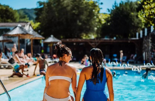 Cendras Ski Chalet | Camping Sunêlia La Clémentine * - Chalet Confort 18m² - Cuisine d'été - Terrasse couverte 10m² 5 personnes