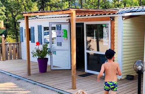 Bauduen House | Camping Tikayan Rives du Lac de Sainte Croix* - Mobile home Tennessy with jacuzzi 2 rooms 2 people Air-conditioned