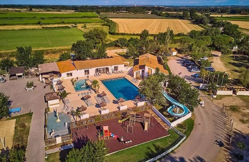 Albaron House | Campsite Le Crin Blanc * - Mobile Home Classic 4 Rooms 6 People Air Conditioned