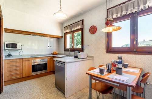 Macanet de Cabrenys House | Can Cardina - House with garden close to France