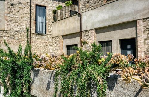 Torroella de Fluvia House | Can Salva charm on the Costa Brava