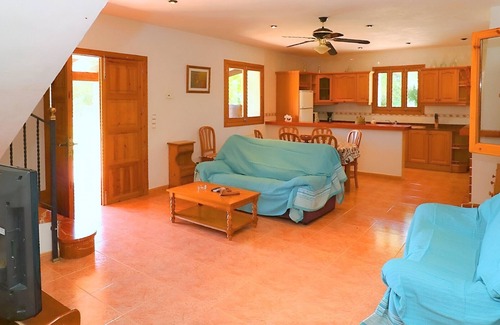 Campos Villa | Can Toni 403 traditional finca with private pool, air-conditioning, large garden and WiFi