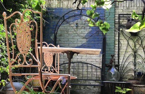 Grachtengordel-West Apartment | Canal Apartment 17th cent in Old Center of Amsterdam