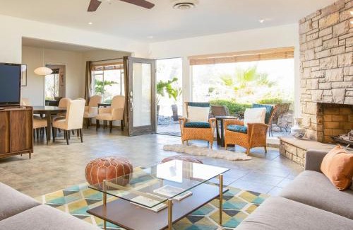 Palm Springs Villa | Canary Palms by ACME House Company