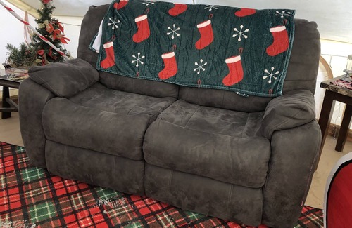 Killen RV Rental | Candy Cane Glamp